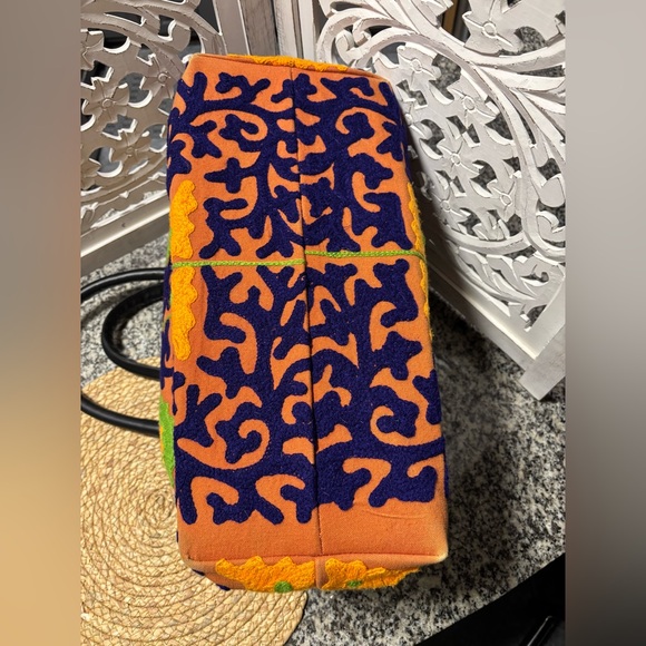 Colorful Patterned Tote Bag - Picture 5 of 15